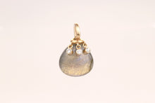 Load image into Gallery viewer, Pendant With Labradorite
